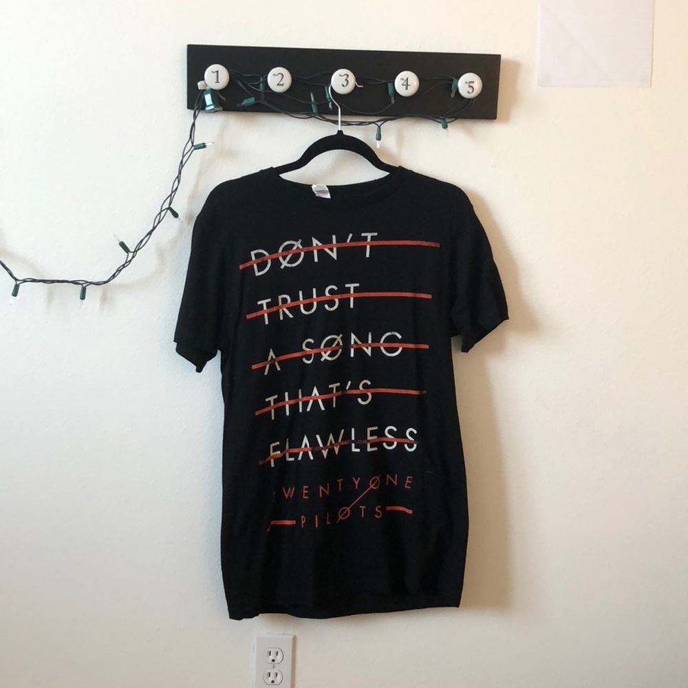 21 PILOTS T-SHIRT